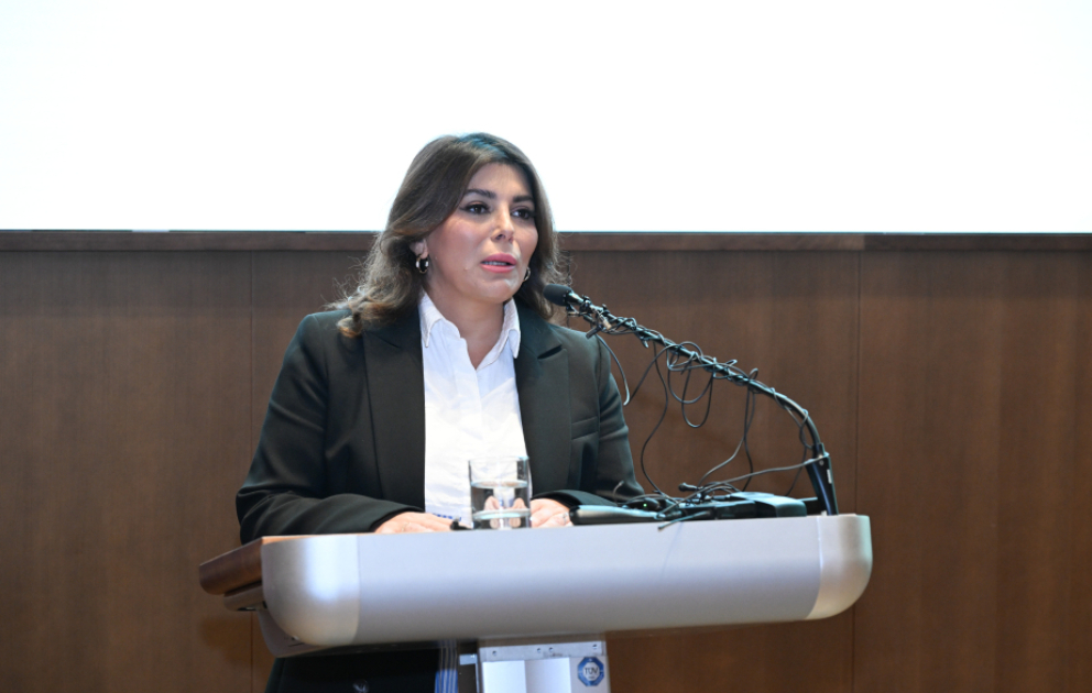 Nazirlik rəsmisi: Xaricdə təhsil alan gənclər Azərbaycanın ən güclü təmsilçiləridir