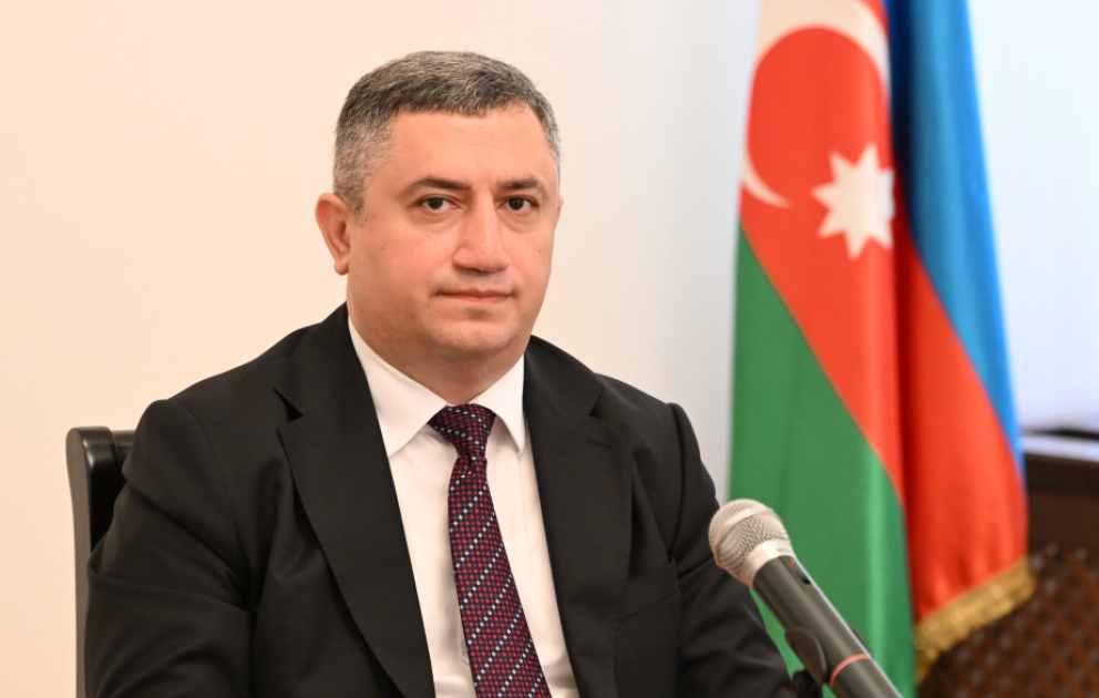 Siyasi şərhçi: Azərbaycan və Ermənistan iqtisadi, siyasi və hümanitar müstəvidə əməli addımlar atır