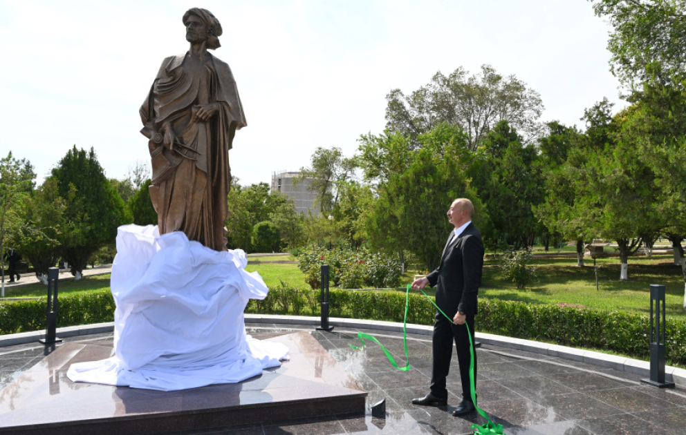 Monument to architect Ajami Nakhchivani unveiled at “Ajami Seyrangahi” recreation complex in Nakhchivan
