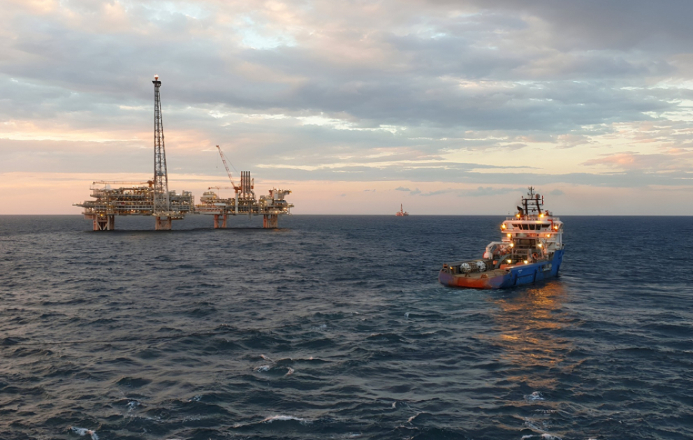 Азербайджанская нефть торгуется по цене 95,57 доллара