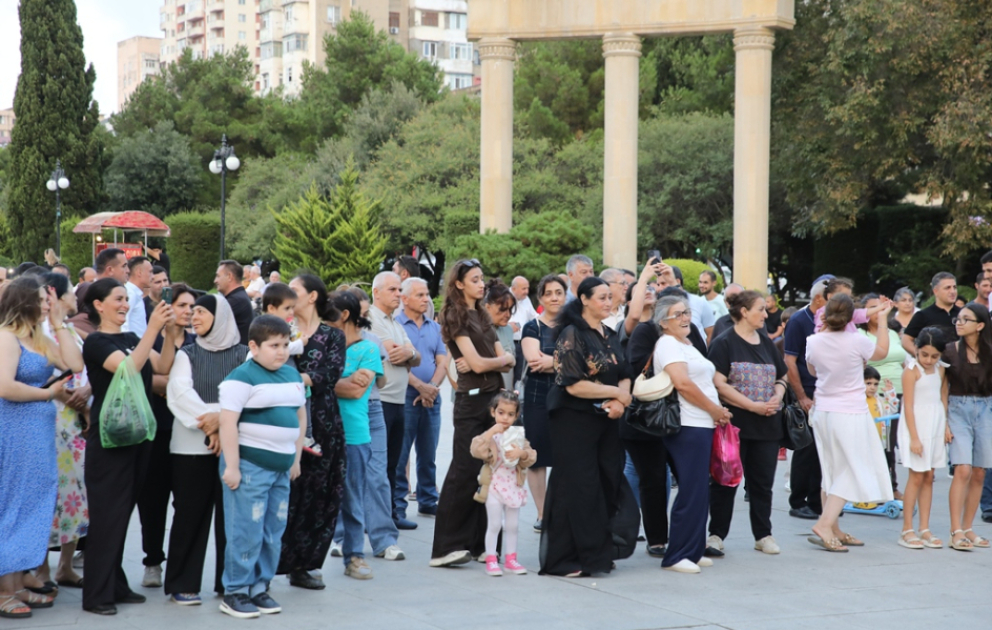 Bakıda axşam konsertləri davam edir