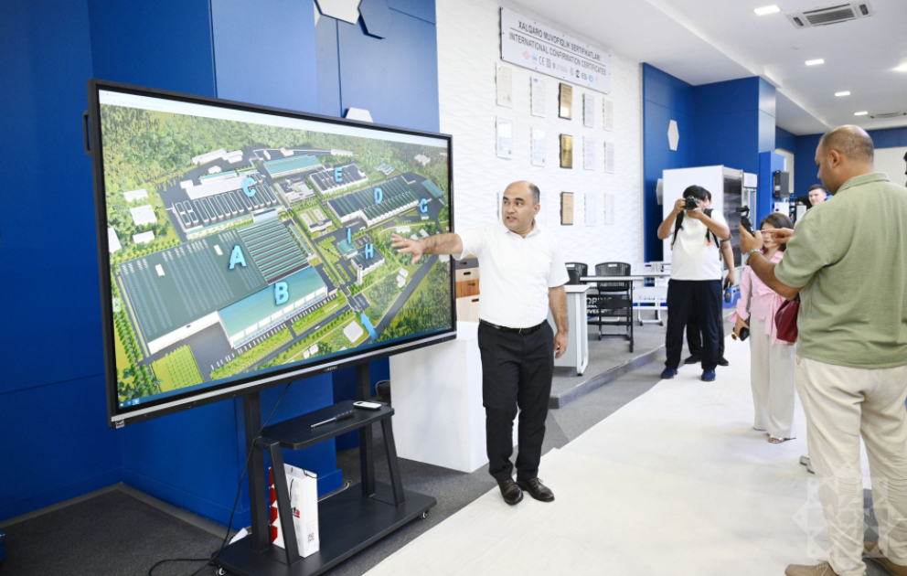 Azərbaycanlı jurnalistlər Daşkənddə “Texnopark”ın fəaliyyəti ilə tanış olublar
