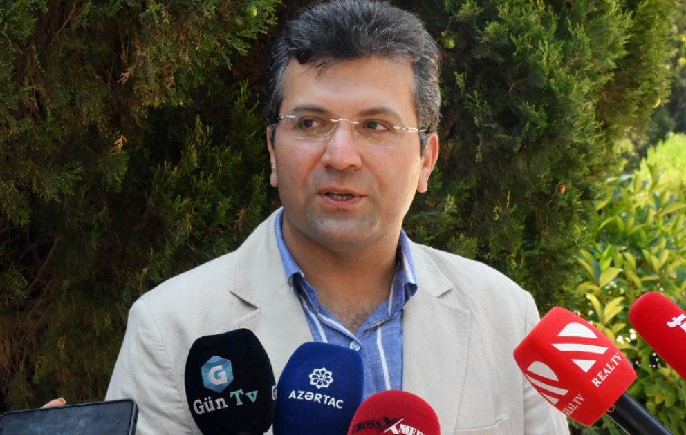 Əyyub Quliyev: Maestronun əlyazmaları bu gün də evimizdə qorunub saxlanılır