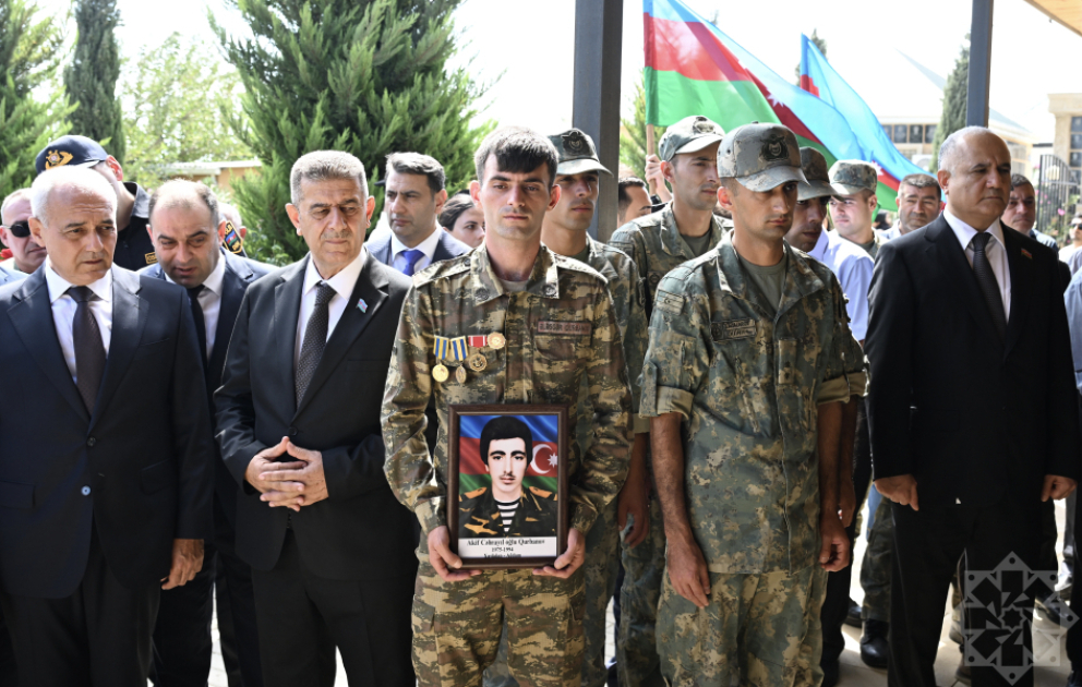 Birinci Qarabağ müharibəsinin itkin şəhidi Akif Qurbanov Binəqədi rayonunda torpağa tapşırılıb