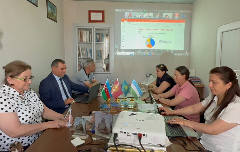 Türk dünyasının arxeoloji və tarixi-mədəni irsi beynəlxalq onlayn seminarda müzakirə olunub