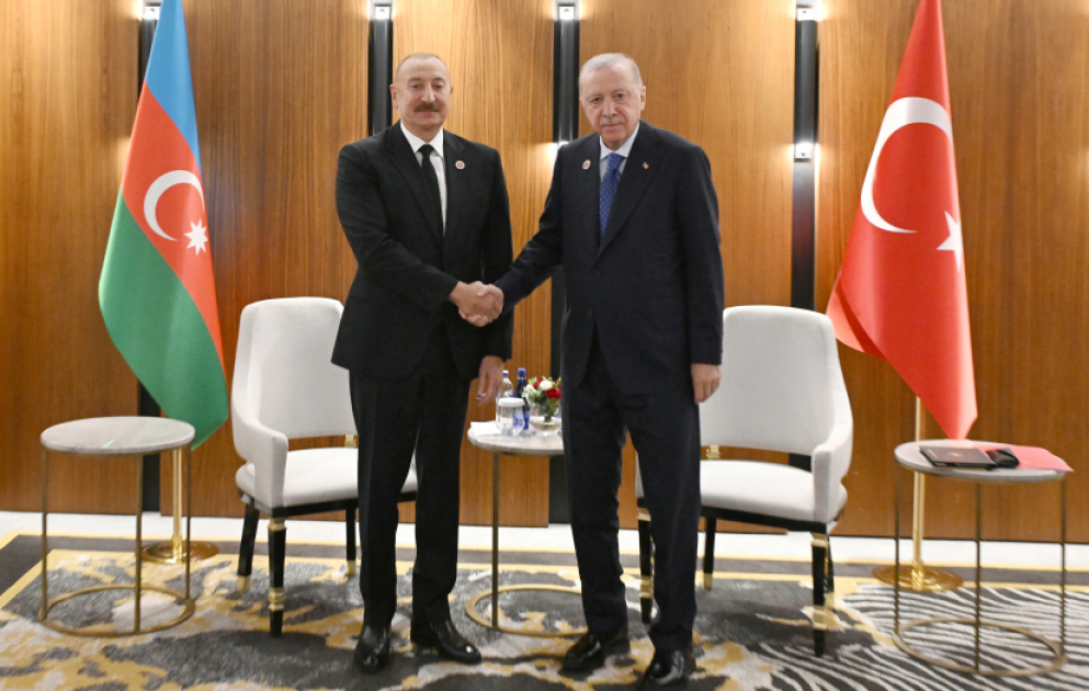 President Ilham Aliyev met with President of Türkiye Recep Tayyip Erdoğan in Bishkek