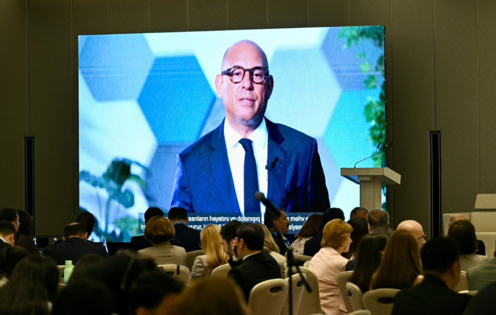 Saymon Stil: COP29 çərçivəsində Azərbaycan iqlim maliyyələşdirilməsi istiqamətində əhəmiyyətli irəliləyiş əldə etməyə kömək etdi