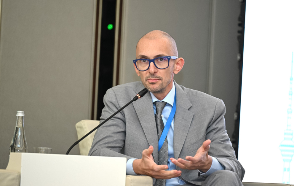 Franko Luçerini: Emissiyaların azaldılması iqtisadi fayda yaradan investisiya kimi qiymətləndirilməlidir