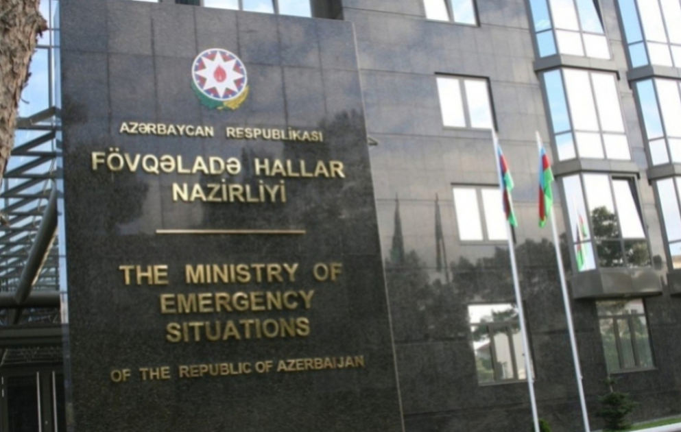 FHN hazırda müşahidə olunan güclü küləklə əlaqədar əhaliyə təkrar müraciət edib