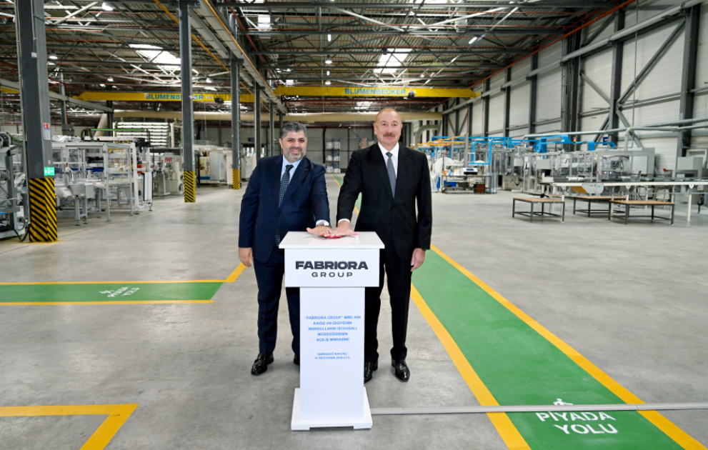 Le président Aliyev inaugure une entreprise de production de papier et de produits d’hygiène à Garadagh