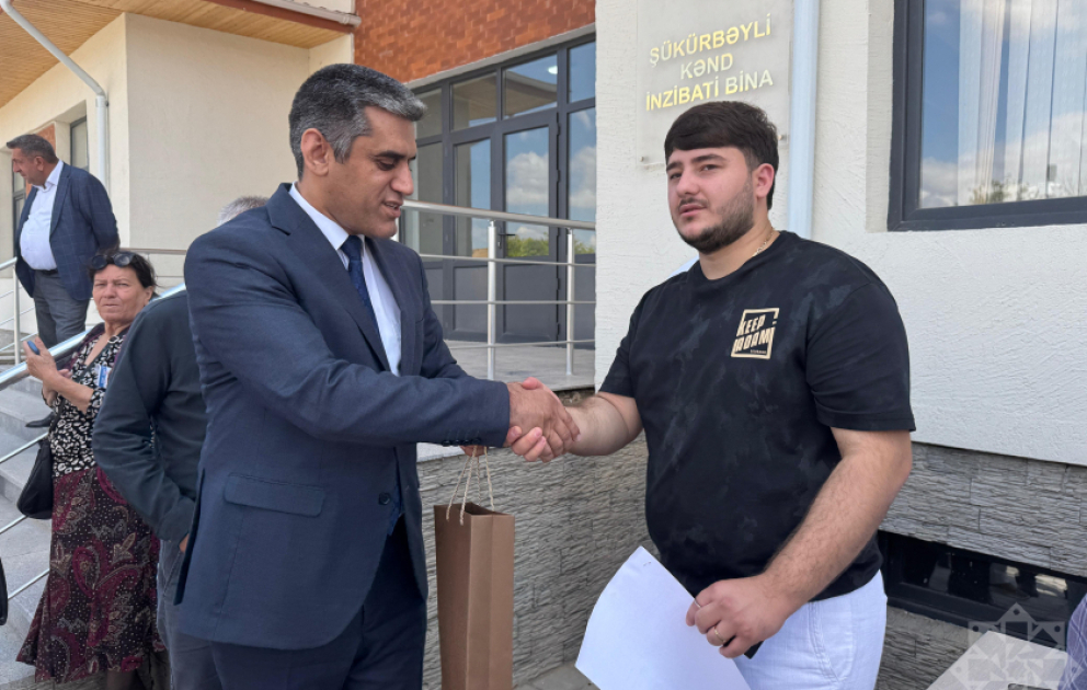 Şükürbəyli kəndində daha 25 ailəyə evlərinin açarları təqdim olunub