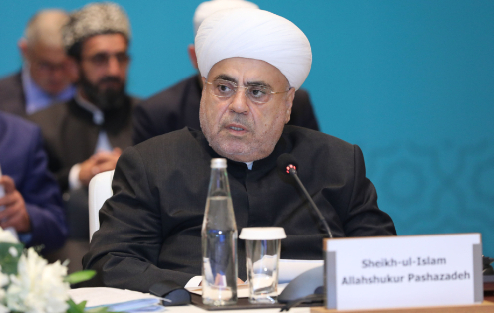 Allahşükür Paşazadə: TDT-yə üzv dövlətlərin xalqları əsl qardaşlıq nümunələri nümayiş etdirirlər