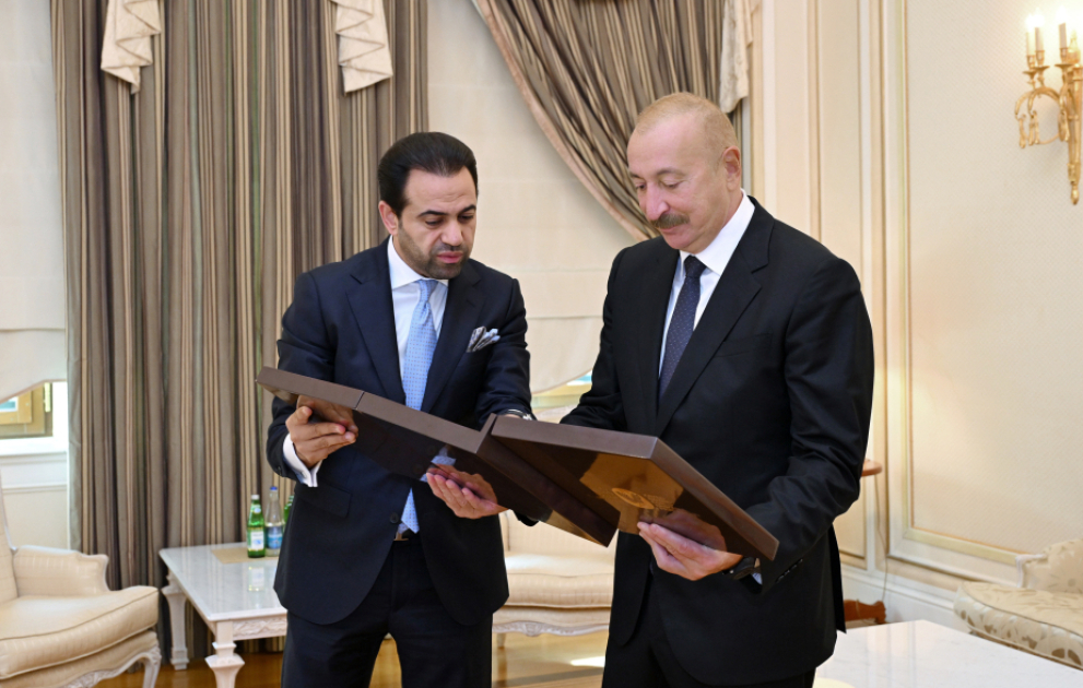 Prezident İlham Əliyev Müsəlman Ağsaqqalları Şurasının baş katibini qəbul edib