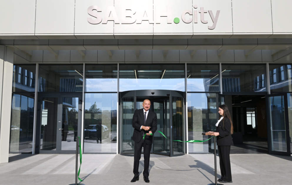 Le président Ilham Aliyev participe à l'inauguration de la première phase du campus d'innovation « SABAH.city »