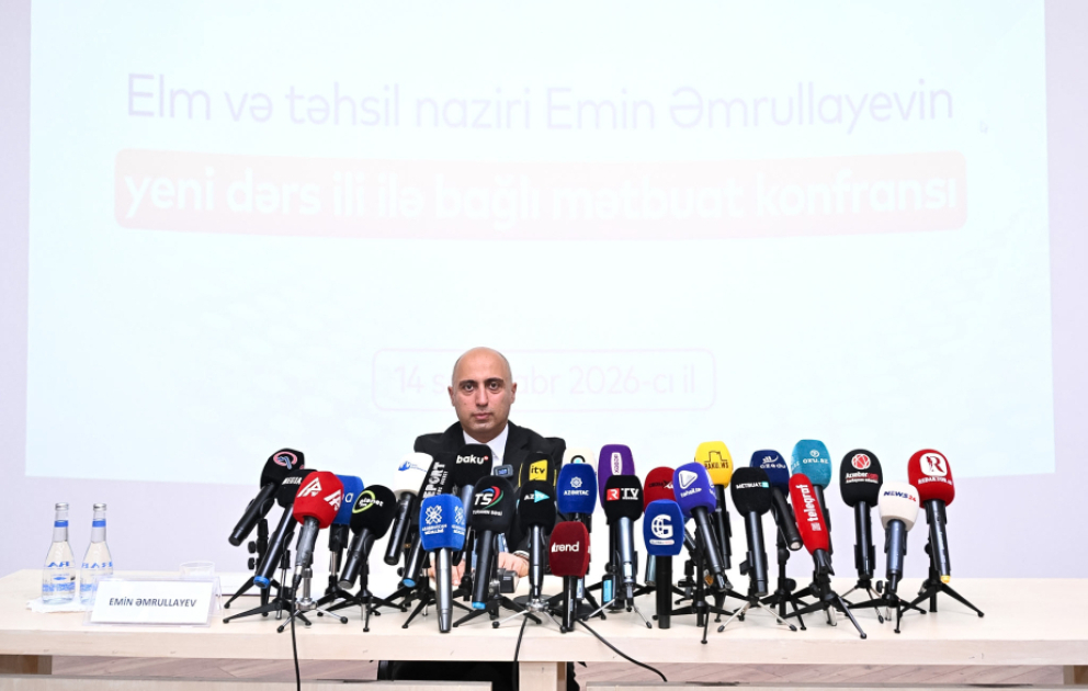 Tədrisi digər dillərdə aparılan siniflərdə Azərbaycan dili fənninin saatları artırılır