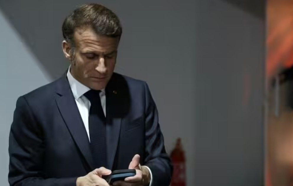 Fransada uşaqların sosial şəbəkələrə girişinin qadağan edilməsi ilə bağlı yeni qanun layihəsi hazırlanıb