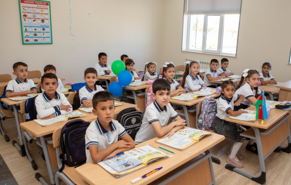 Nehrəm qəsəbə 3 nömrəli tam orta məktəbin binası istifadəyə verilib