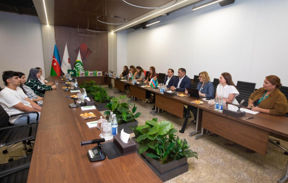 Tələbə adını qazanmağa gedən yoldan təqaüd dəstəyinədək – “OBA” təhsil yolunda əməkdaş övladlarının yanında