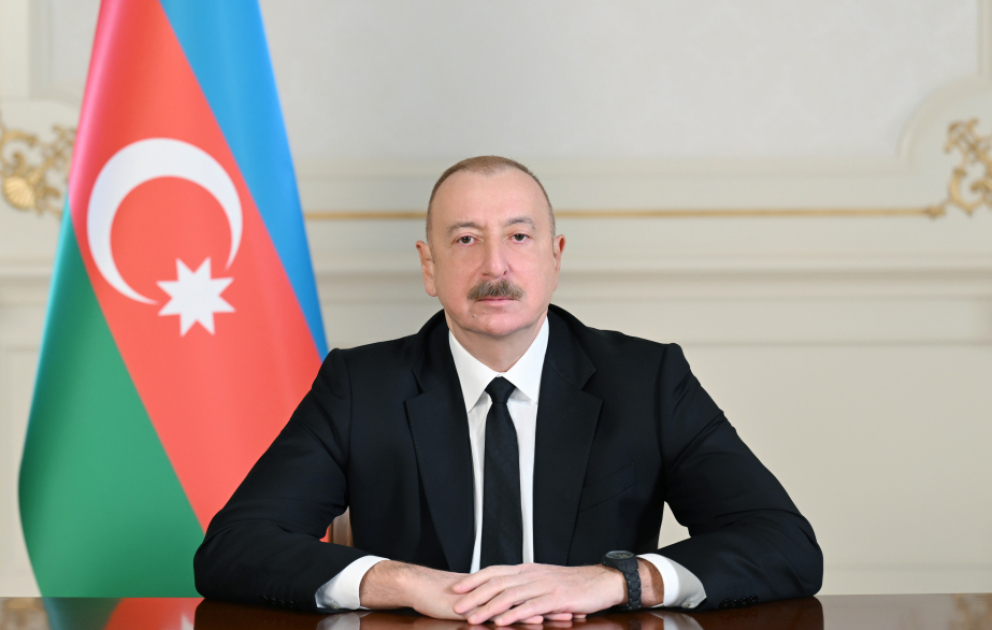 Auf Social-Media-Konten von Präsident Ilham Aliyev Video von Treffen mit Teilnehmern internationaler Konferenzen veröffentlicht