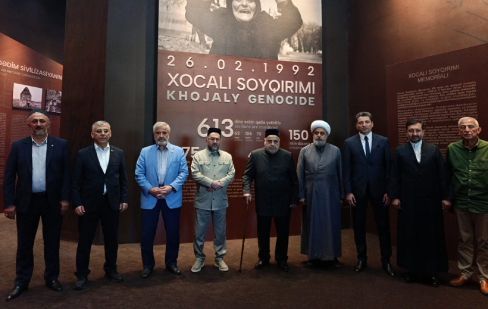 Konfrans iştirakçıları Xocalı Soyqırımı Memorialı ilə tanış olublar