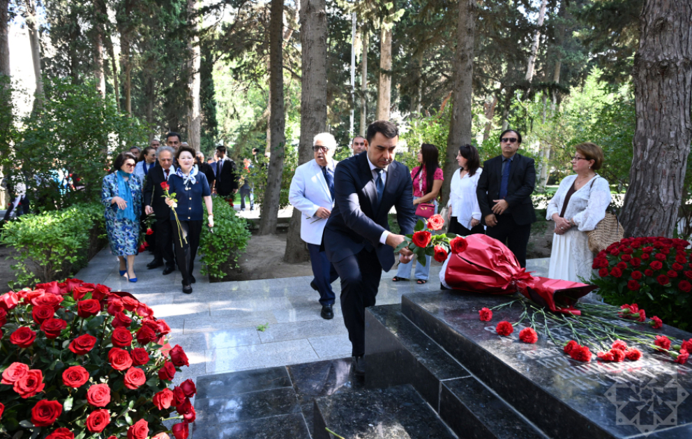 Adil Kərimli: Üzeyir Hacıbəylinin yaradıcılığı milli musiqimizin inkişafında mühüm rol oynayıb