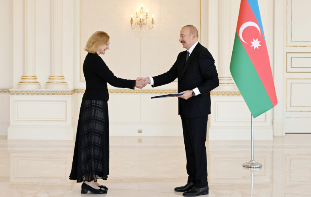 Prezident İlham Əliyev Estoniyanın Azərbaycanda yeni təyin olunmuş səfirini qəbul edib