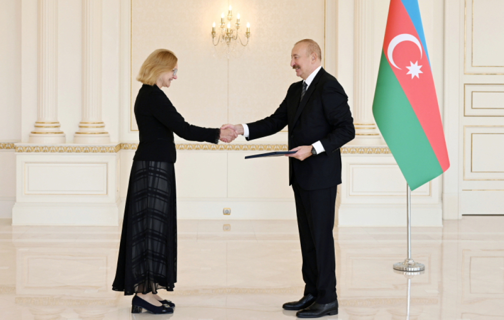Präsident Ilham Aliyev empfängt neu ernannte estnische Botschafterin