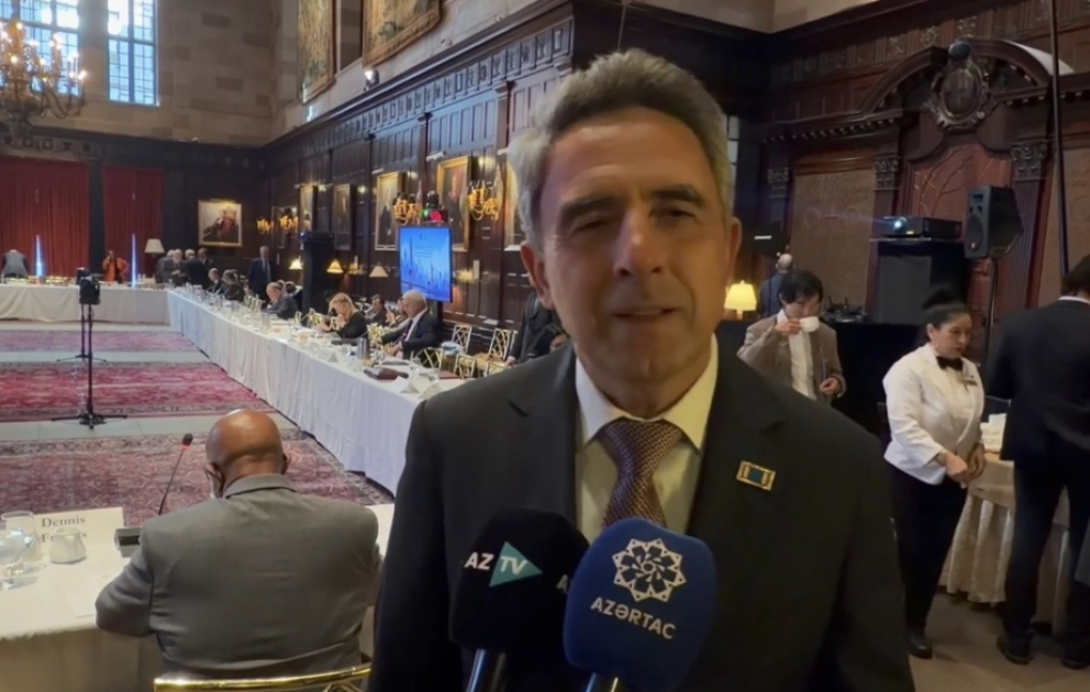 Rosen Plevneliyev: Nizami Gəncəvi Beynəlxalq Mərkəzi çoxsaylı böhranlarla bağlı həll yolları ortaya qoyur