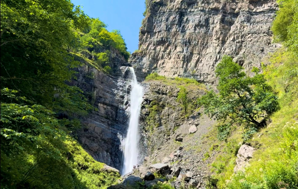 Schahwerdi-Wasserfall: Schon der Weg ist ein Abenteuer