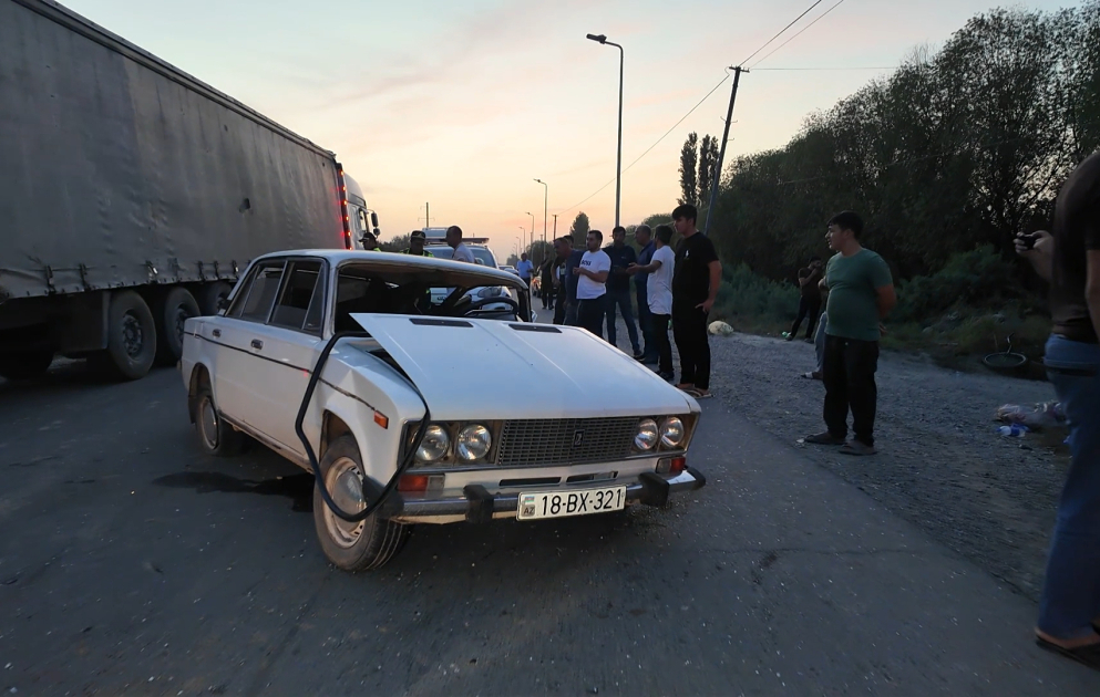 Sabirabadda yol qəzasında bir nəfər ölüb, iki nəfər xəsarət alıb