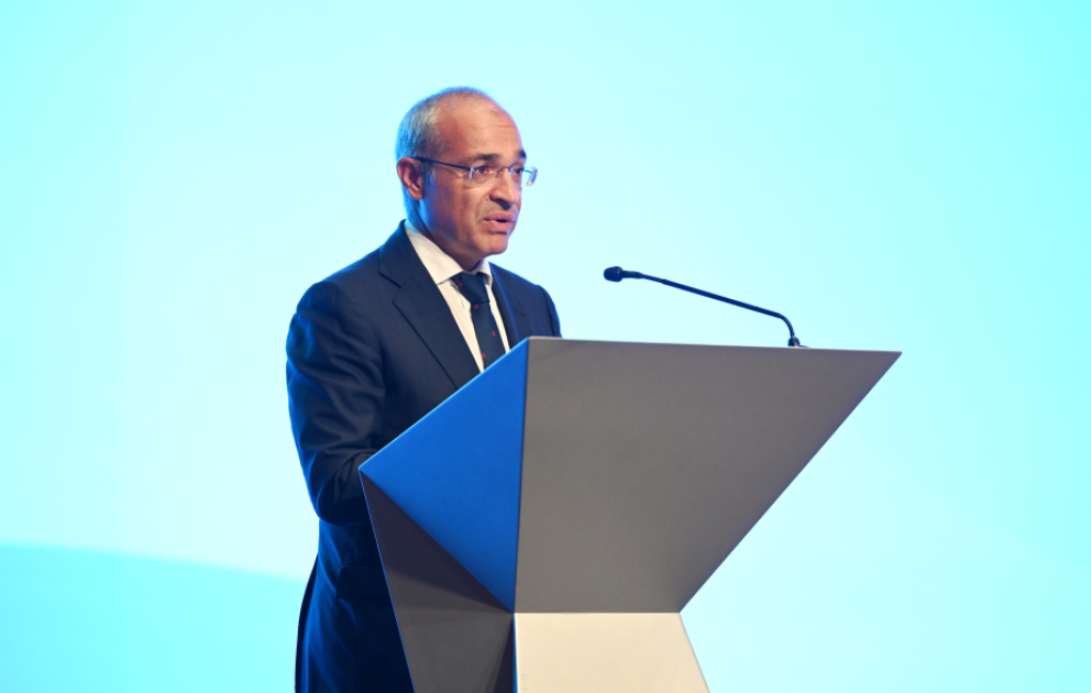 Mikayıl Cabbarov: Nəqliyyat dəhlizlərindən iqtisadi dəhlizlərə keçməyə can atırıq