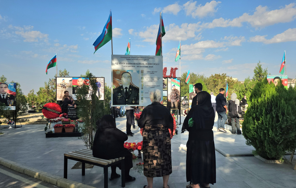 Naxçıvanda Anım Günü qeyd olunur, şəhid məzarları ziyarət edilir