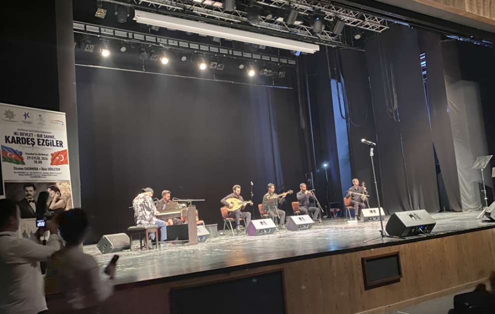 İki dövlət – bir səhnə, qardaş nəğmələri: İstanbulda Azərbaycan gecəsi