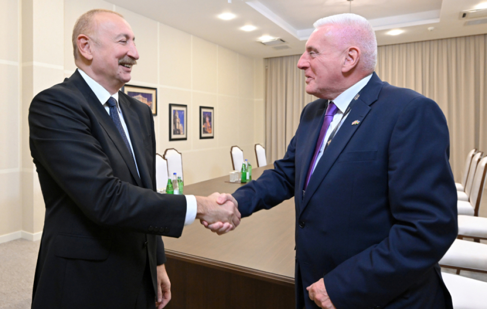 Prezident İlham Əliyev Birləşmiş Krallığın müdafiə üzrə dövlət nazirini qəbul edib