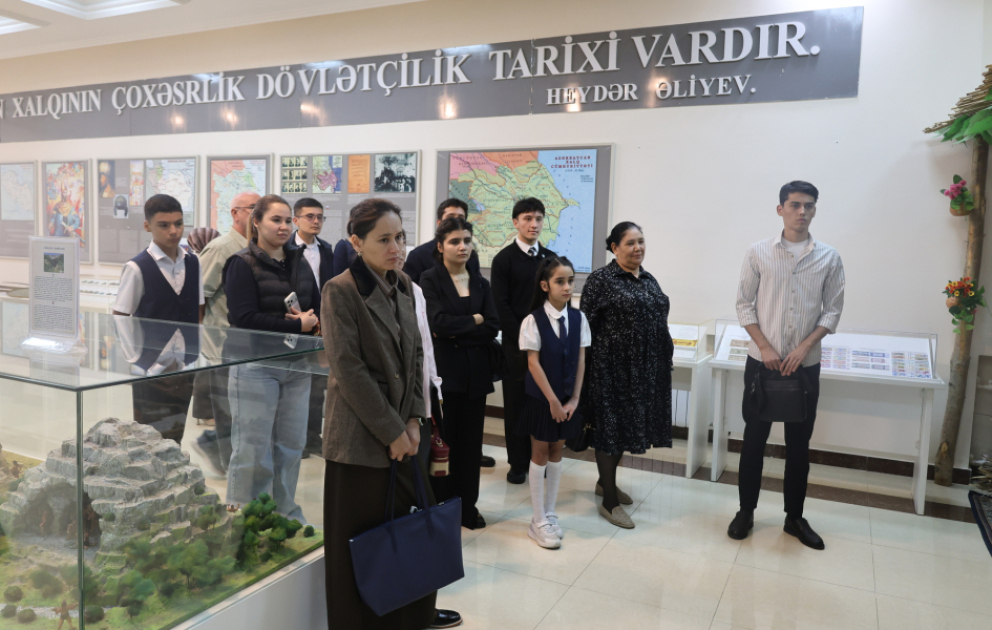 В Ташкенте открылся новый учебный год курсов азербайджанского языка