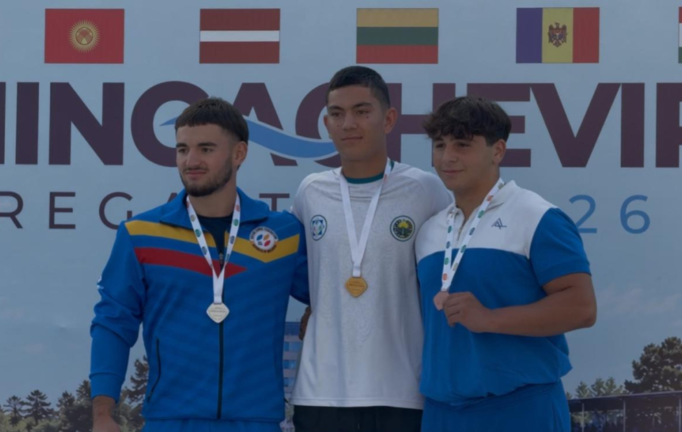 Mingəçevir Reqatasında medal qazanan Azərbaycan avarçəkənləri mükafatlandırılıb