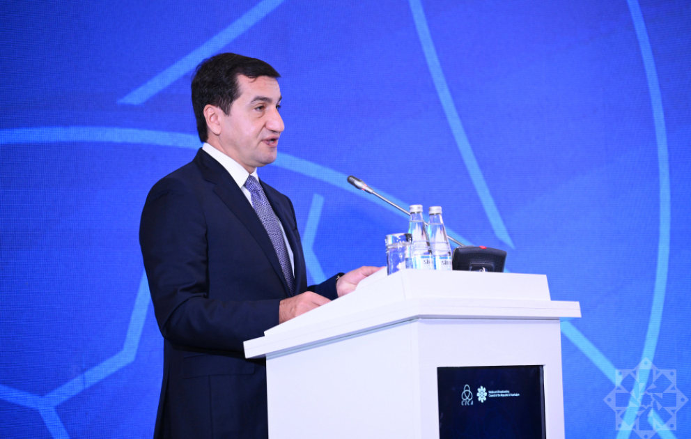 Bakıda “Qütbləşmiş dünyada media vasitəsilə etimadın qurulması” mövzusunda Media Forumu keçirilib