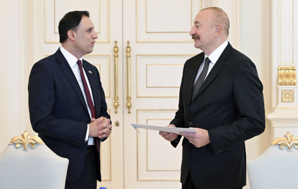 Prezident İlham Əliyev Böyük Britaniyanın ticarət üzrə dövlət nazirini qəbul edib
