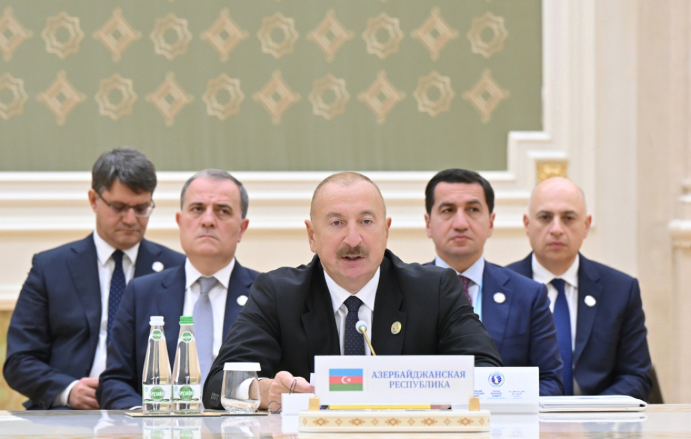 Президент Ильхам Алиев: Необходимо создать постоянно действующий механизм сотрудничества и контроля за выполнением принятых решений по Каспию