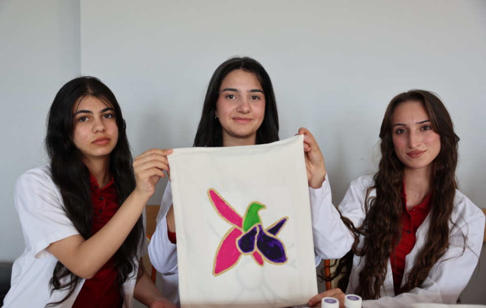 İğdırda Xarıbülbül çiçəyinə həsr olunmuş texnologiya dərsi keçirilib