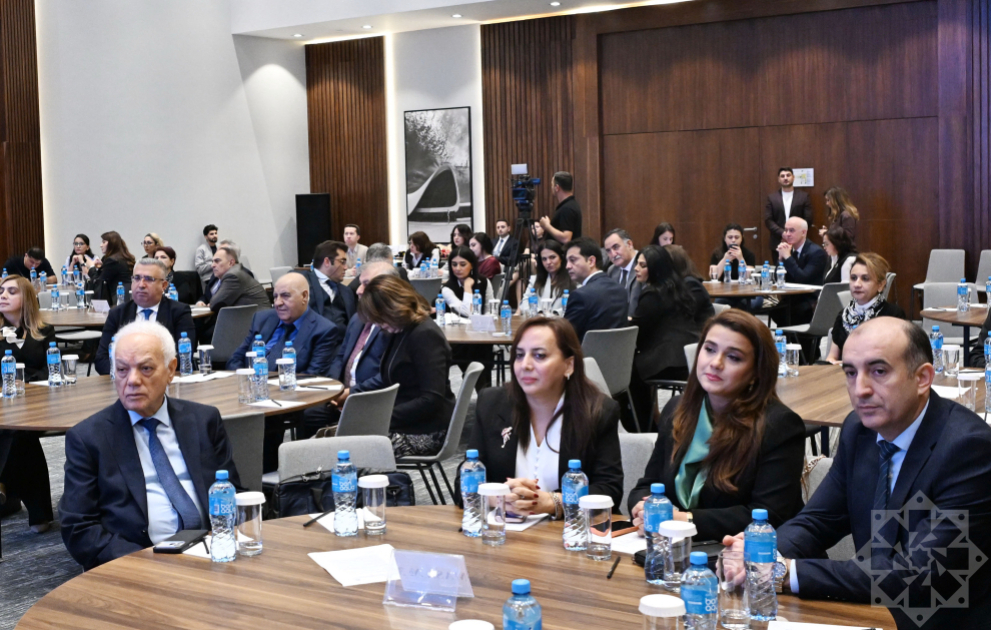 Bakıda ağciyər sağlamlığının qorunması istiqamətində müzakirələr aparılıb