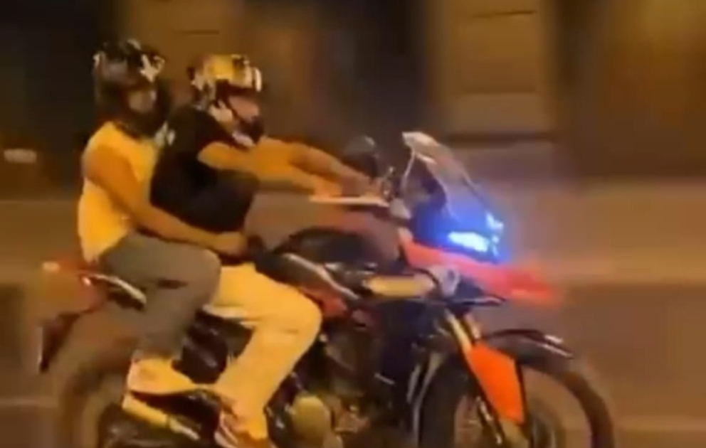 Avtomobil və motosiklet toqquşub, 2 gənc ölüb