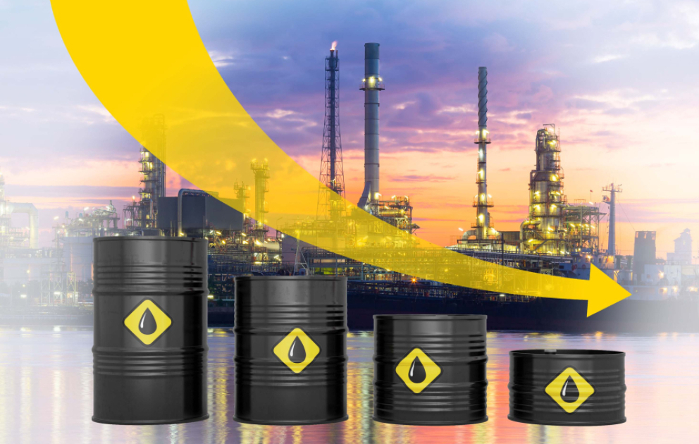На мировых биржах цены на нефть снизились