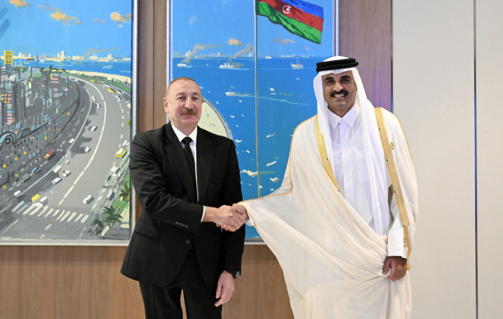 Prezident İlham Əliyev Qətər Dövlətinin Əmiri ilə görüşüb