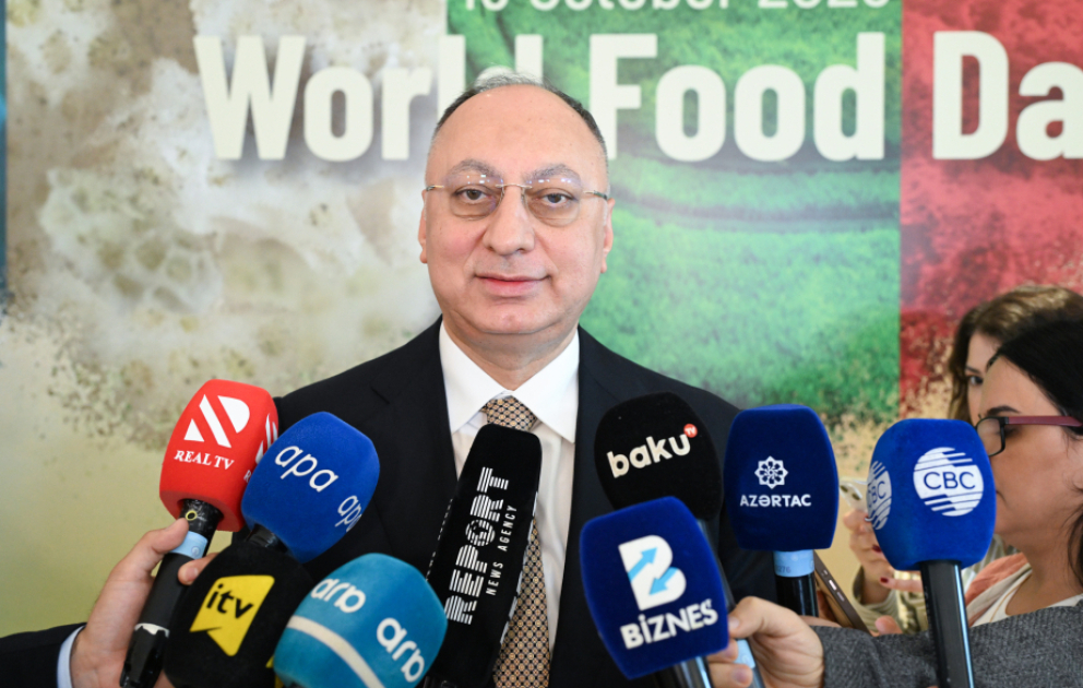 Qoşqar Təhməzli: Azərbaycanda yem təhlükəsizliyi ilə bağlı ciddi tədbirlər həyata keçirilir