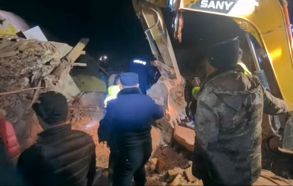 Число пострадавших в китайском Тибете после землетрясения возросло до 65