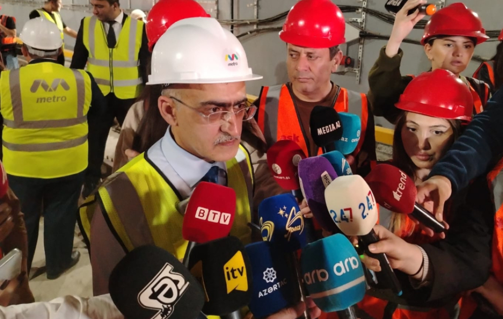 Bakı metrosunun “Qırmızı xətti” 6 vaqonlu qatarların hərəkətinə hazırlanır