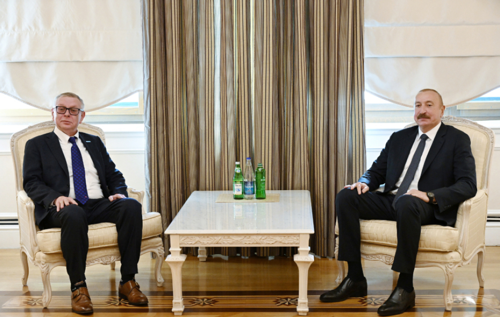 Präsident Ilham Aliyev empfängt amtierenden Leiter des UN-Büros für Terrorismusbekämpfung Alexander Zuev