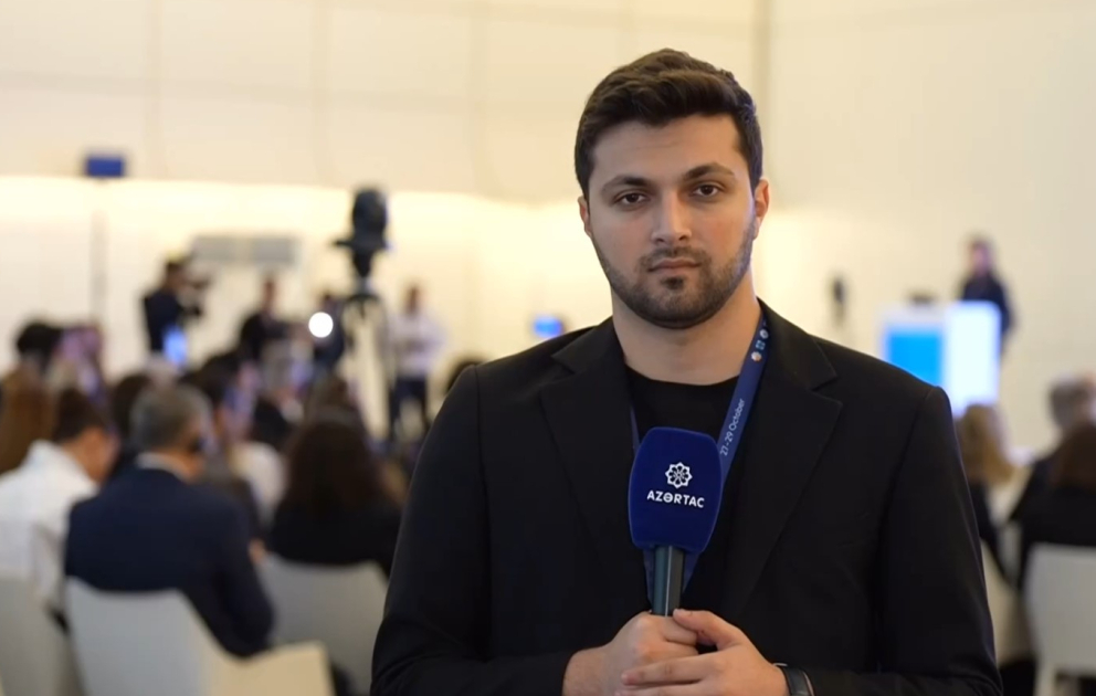 "Sahibkarlar parçalanmış dünyanın rolu yetərincə qiymətləndirilməyən diplomatları kimi" mövzusunda panel sessiya keçirilir