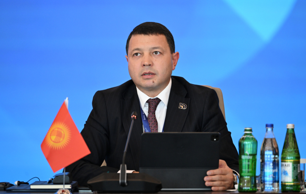 Mirbek Mambataliyev: Qırğızıstan rəqəmsal yeniliklərə və gənclər mübadiləsinə açıqdır